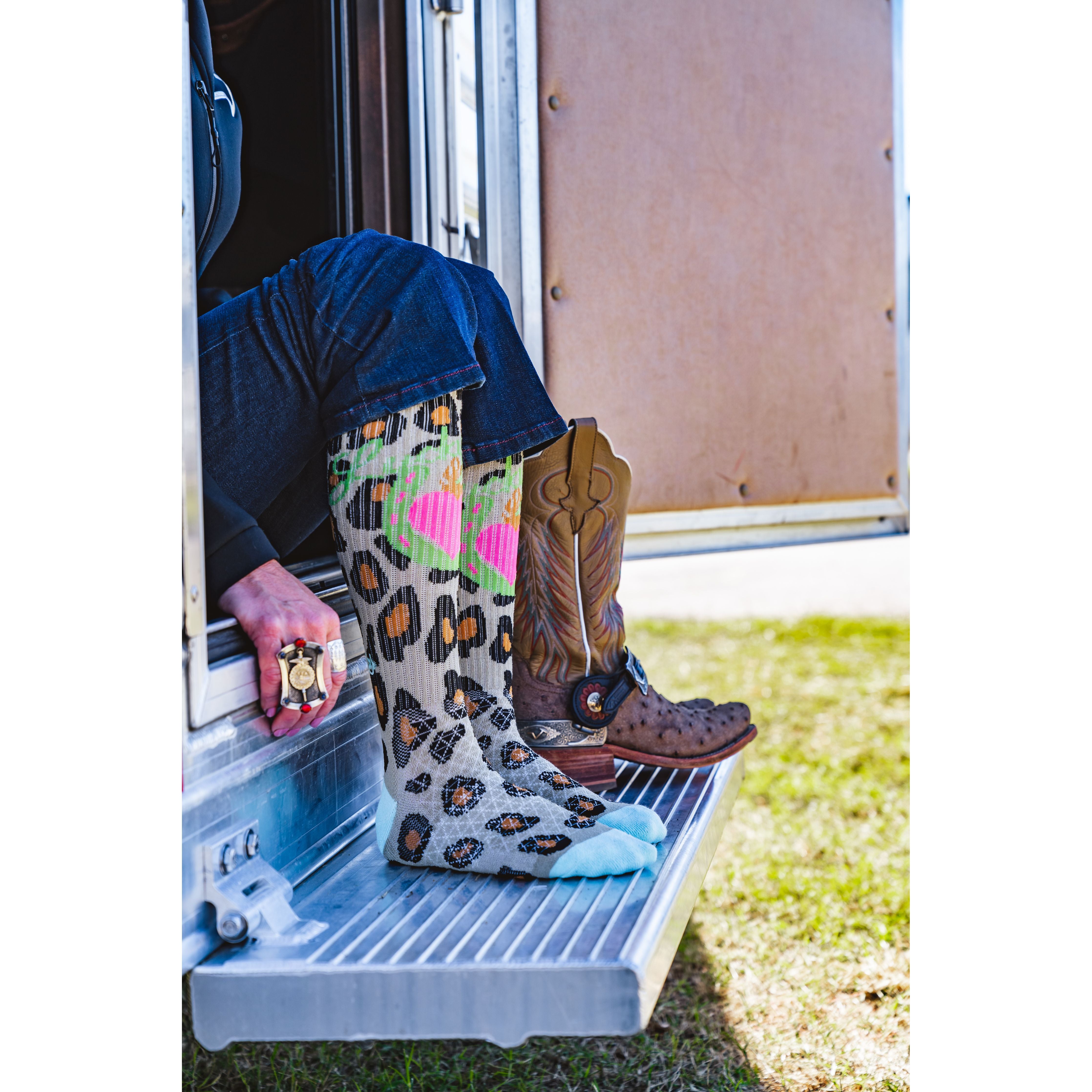 Lucky Leopard Diva Performance Boot Socks – Lucky Chuck™