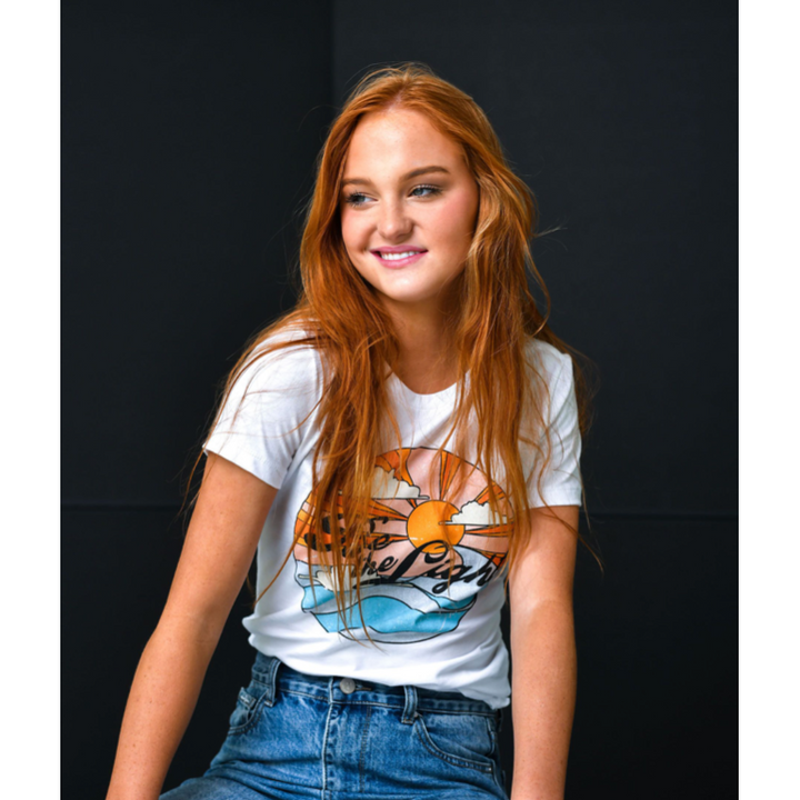 Be The LIGHT - Slim Fit Tee