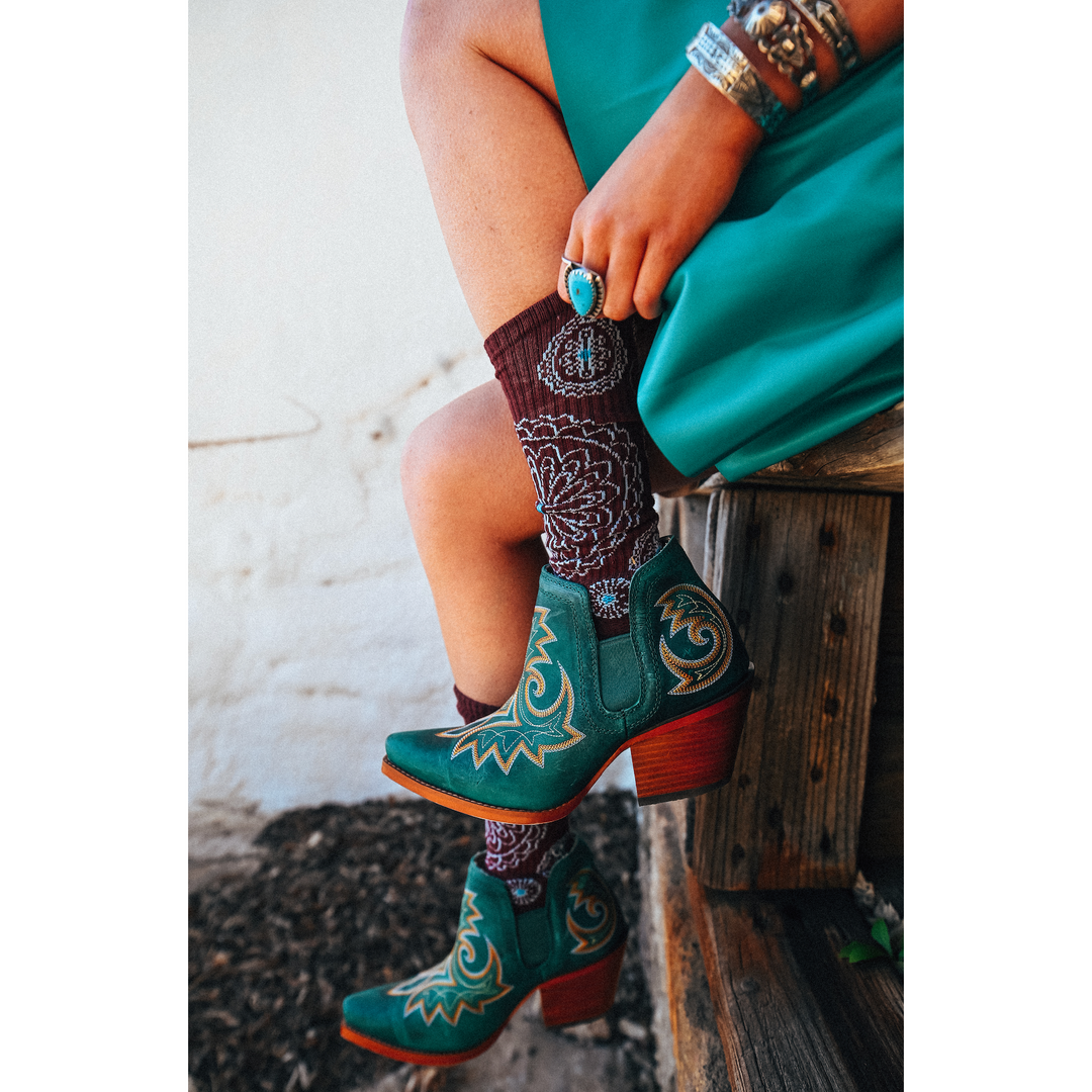 Fringe Concho Cab Performance Socks